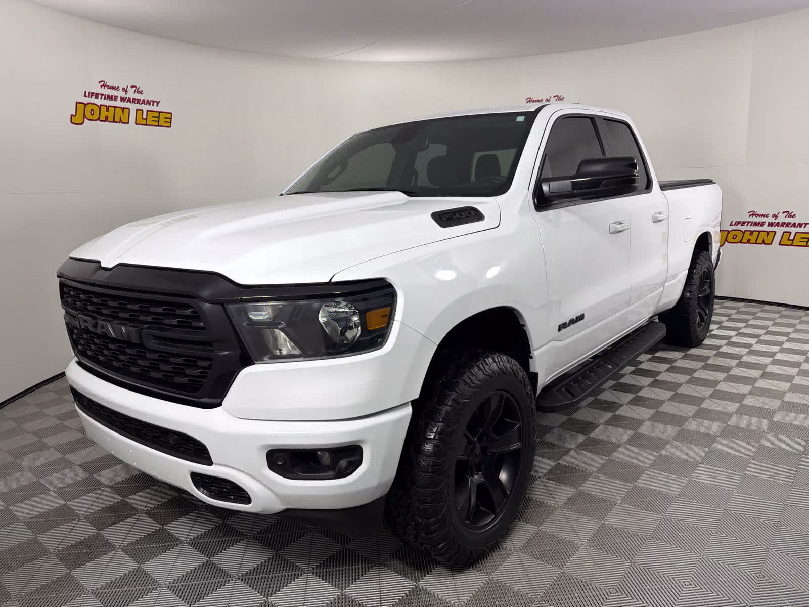 2022 RAM 1500 Big Horn/Lone Star 4x4 Quad Cab 6'4's photo