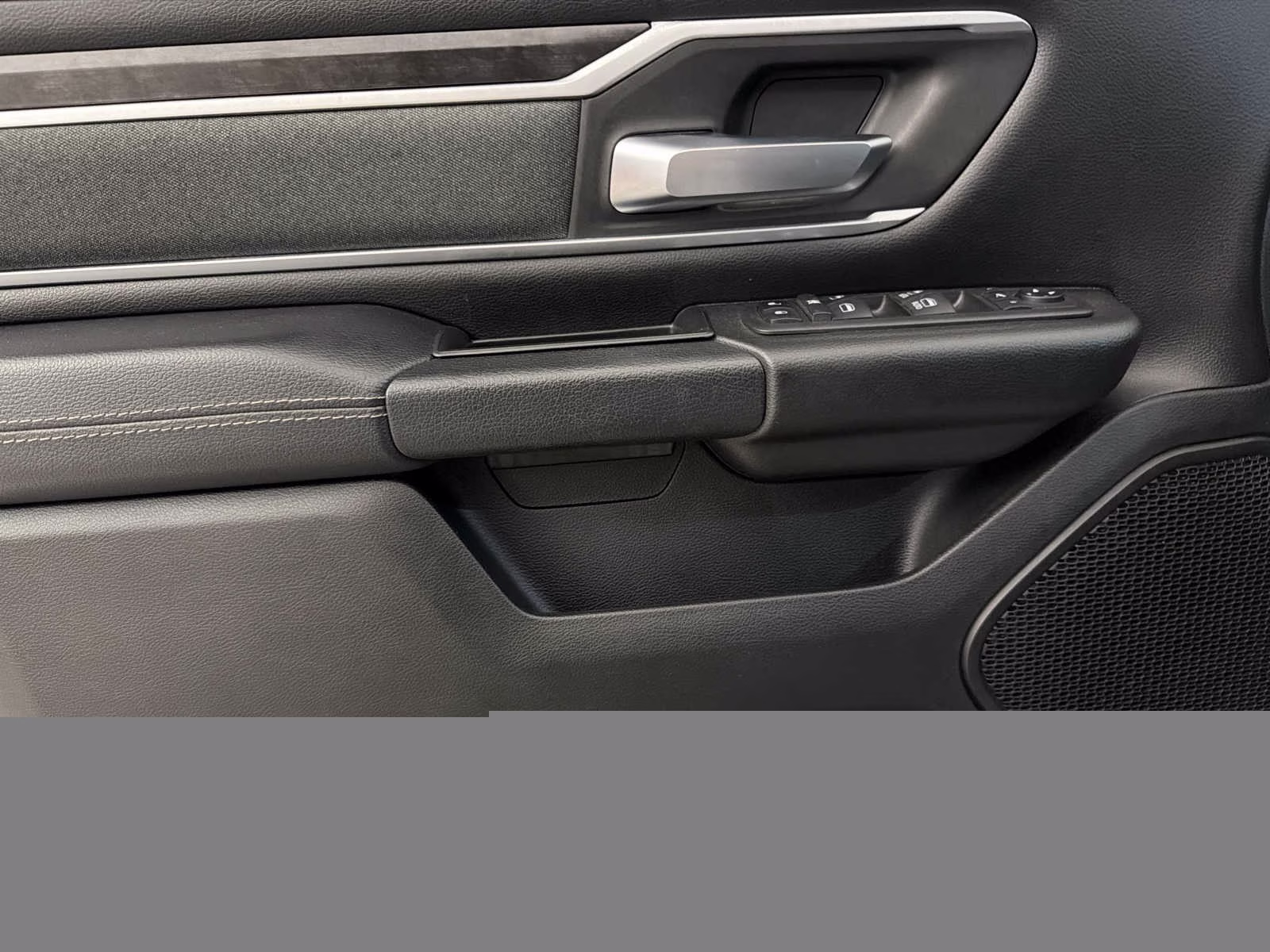2022 Bright White Clearcoat Ram 1500 Big Horn 4X4 Truck