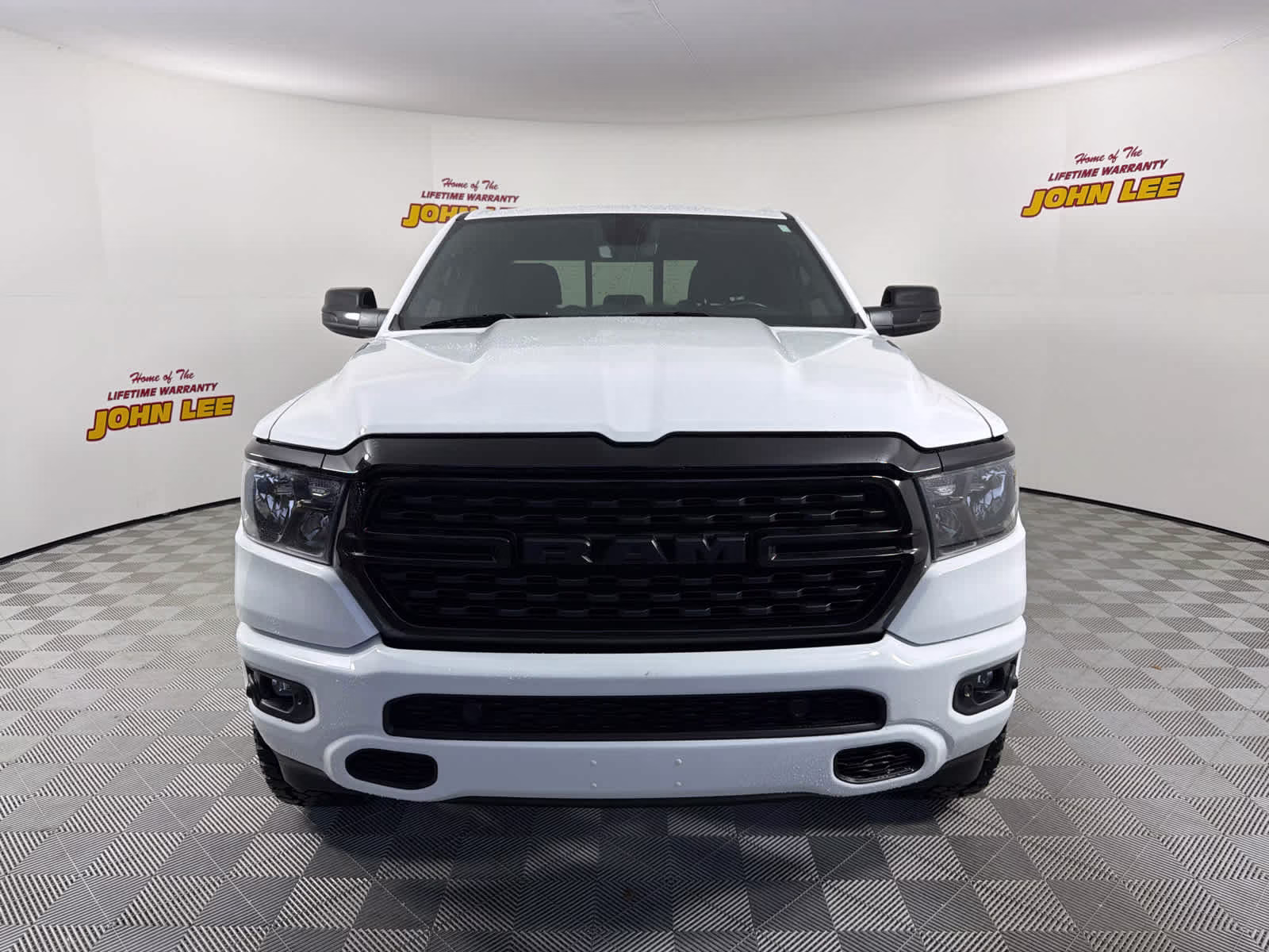 2022 Bright White Clearcoat Ram 1500 Big Horn 4X4 Truck