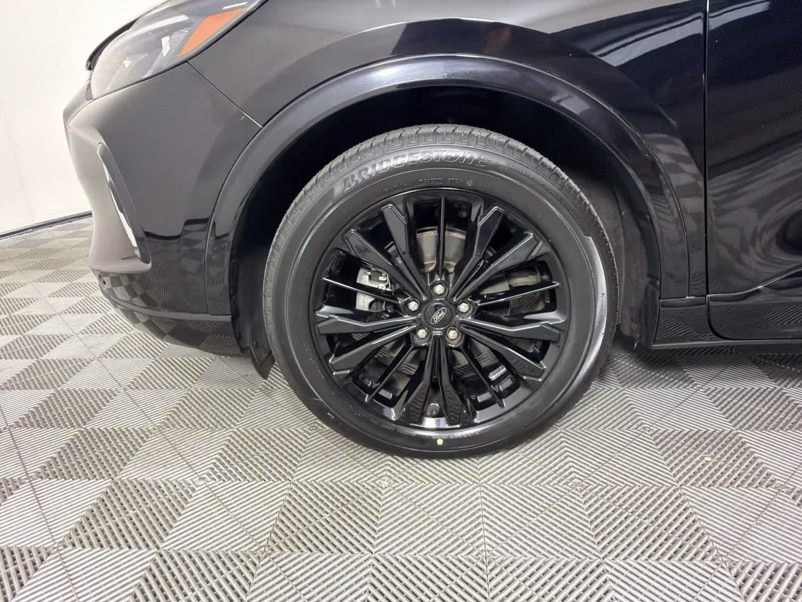 2023 Agate Black Metallic Ford Escape ST-Line Elite AWD SUV