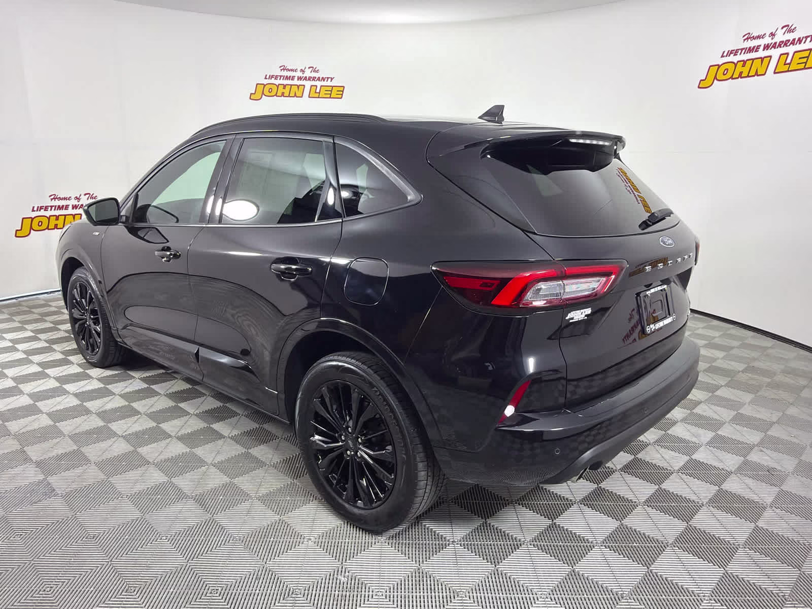 2023 Agate Black Metallic Ford Escape ST-Line Elite AWD SUV