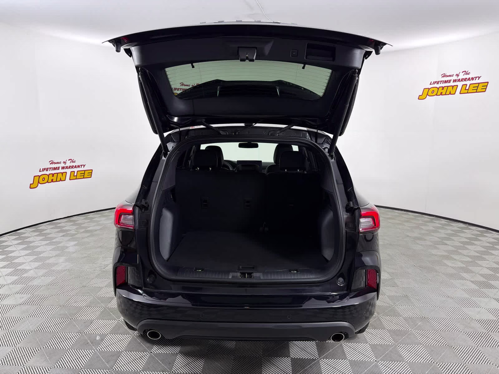 2023 Agate Black Metallic Ford Escape ST-Line Elite AWD SUV