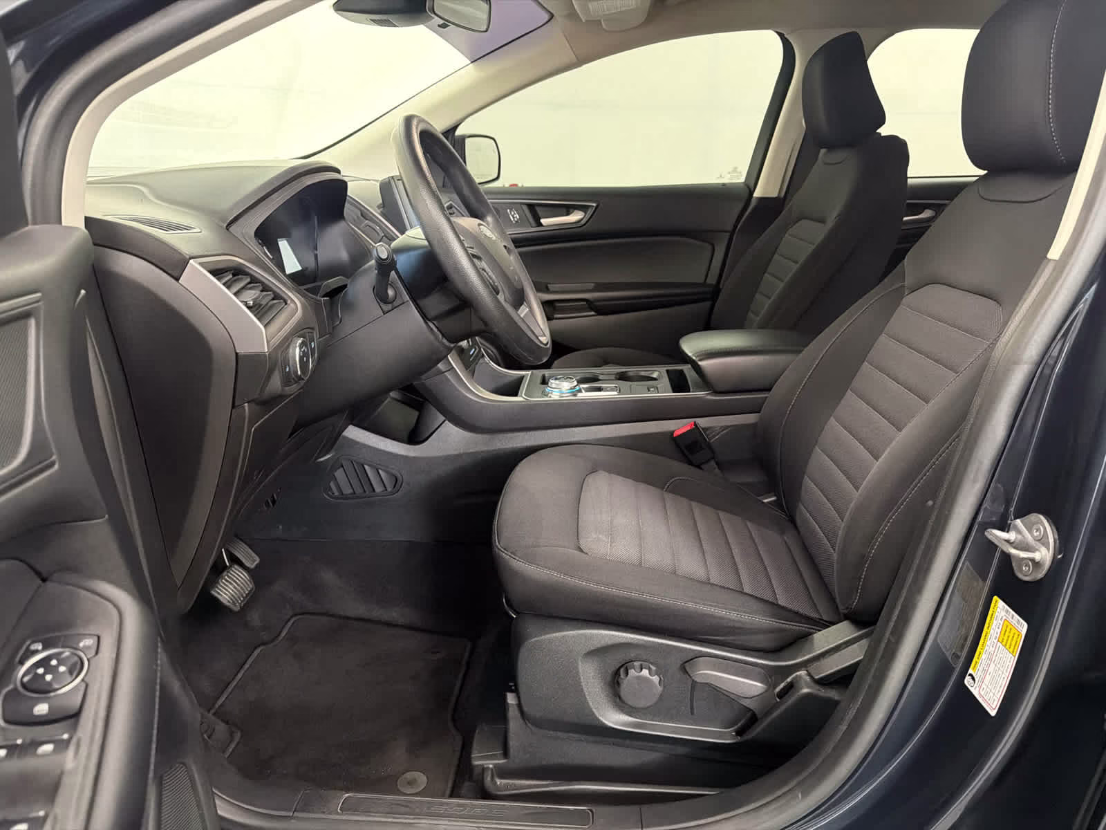 2022 Stone Blue Metallic Ford Edge SE AWD SUV