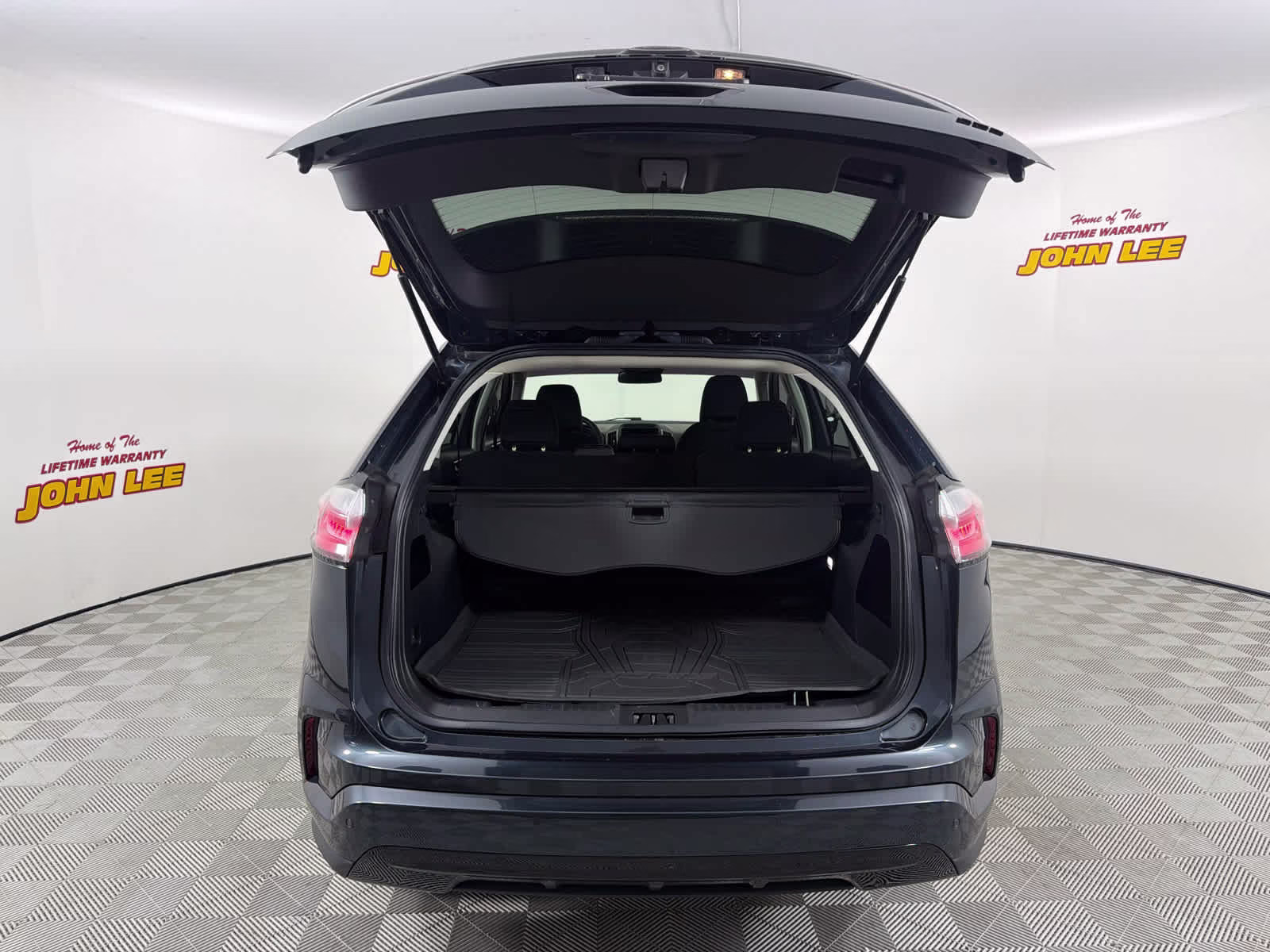 2022 Stone Blue Metallic Ford Edge SE AWD SUV
