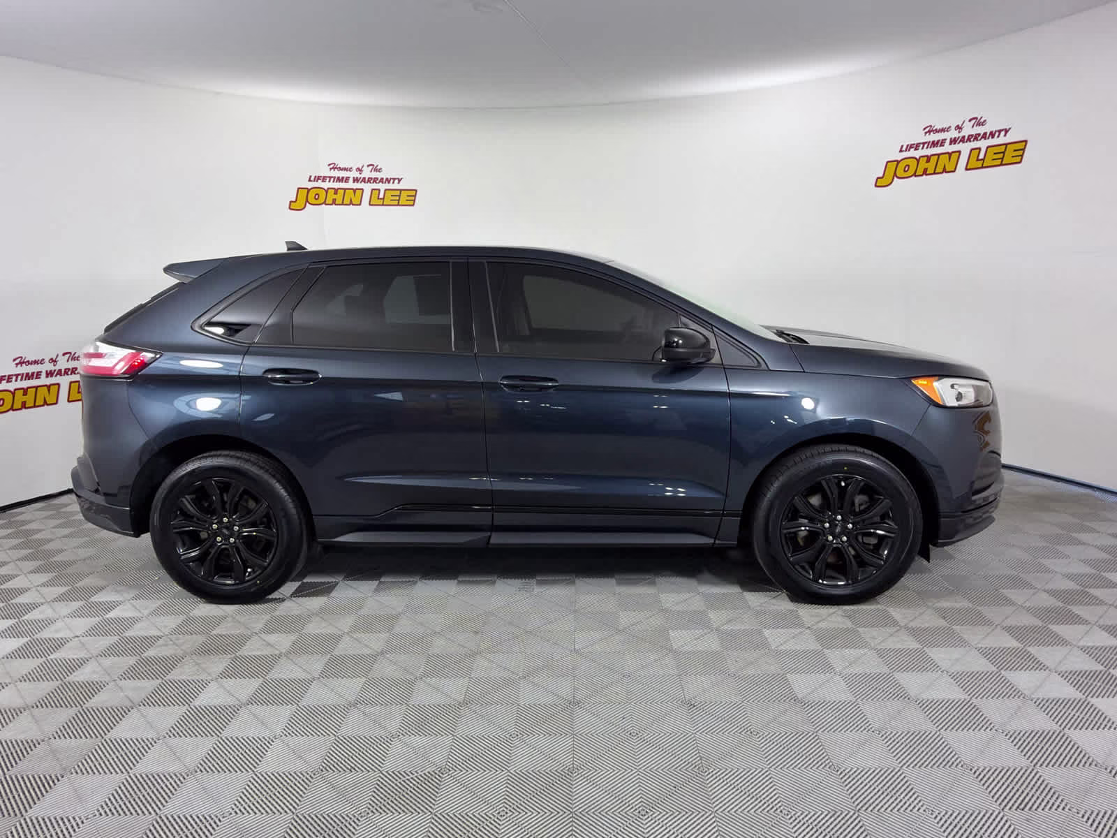2022 Stone Blue Metallic Ford Edge SE AWD SUV