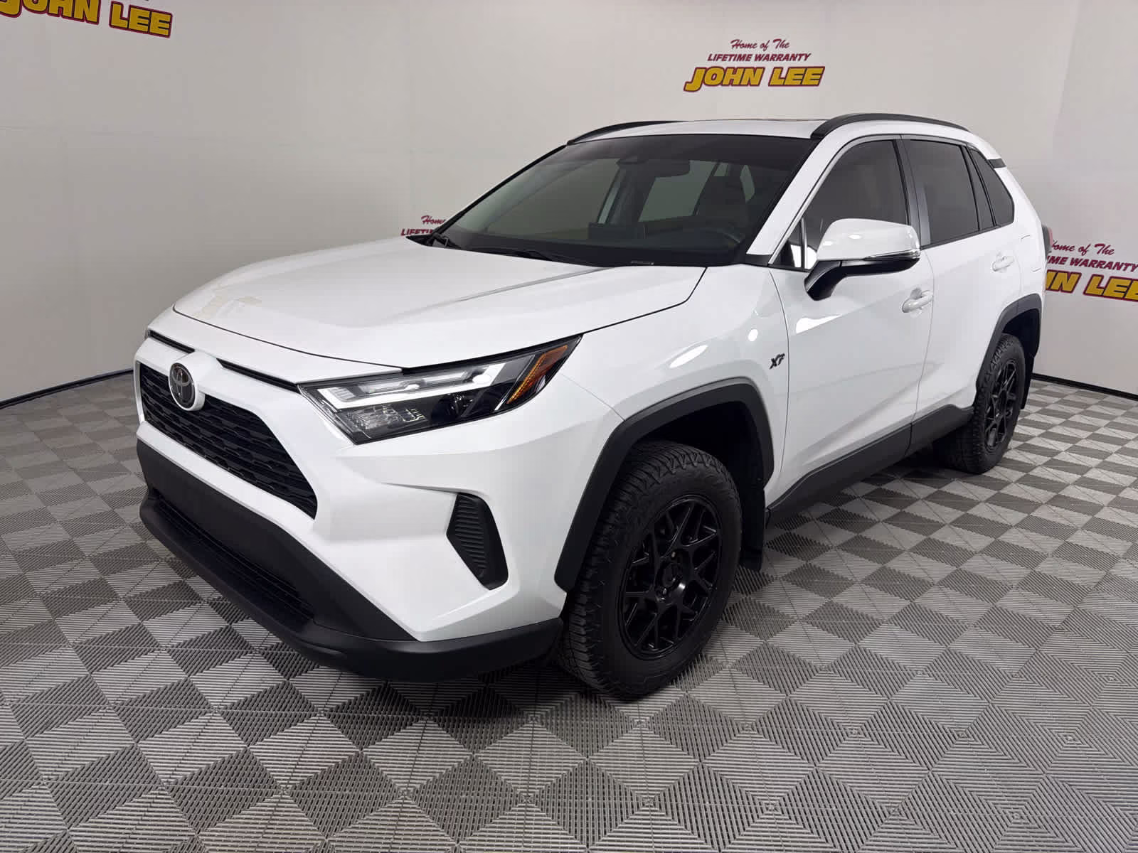 2024 Ice Cap Toyota RAV4 XLE FWD SUV