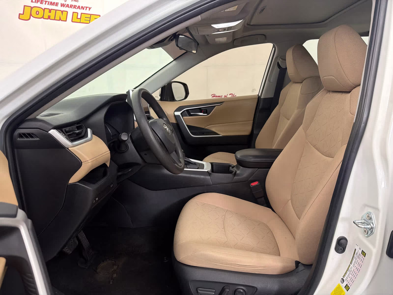2024 Ice Cap Toyota RAV4 XLE FWD SUV