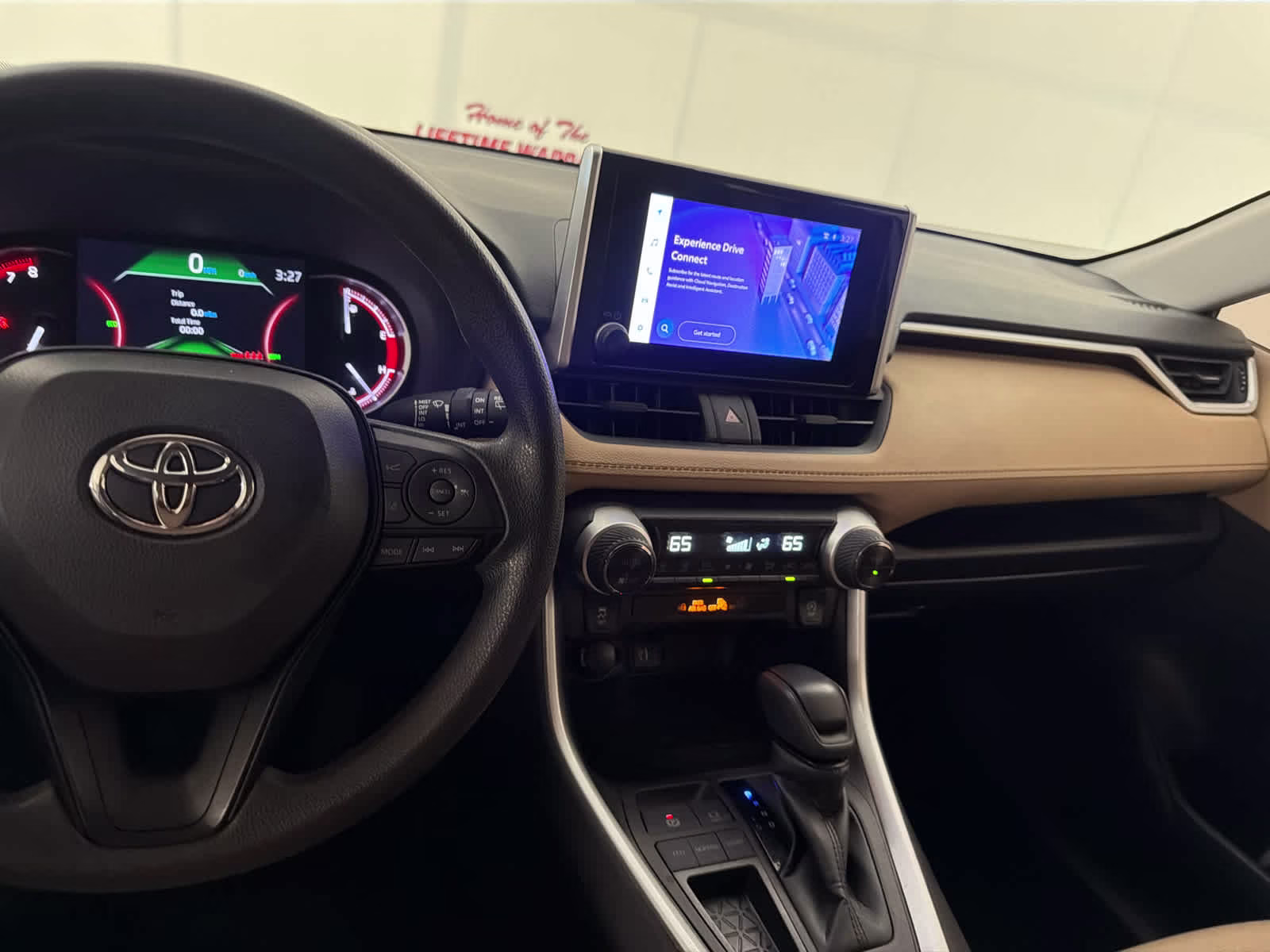 2024 Ice Cap Toyota RAV4 XLE FWD SUV