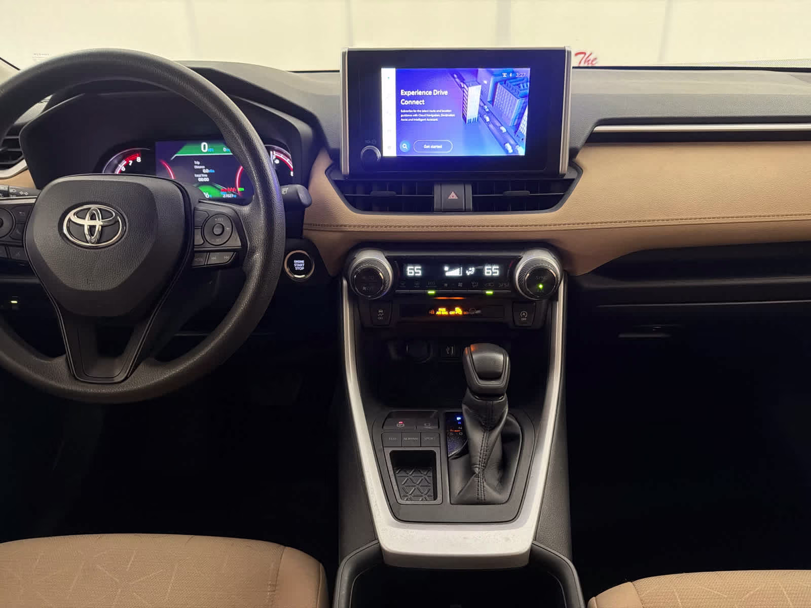 2024 Ice Cap Toyota RAV4 XLE FWD SUV