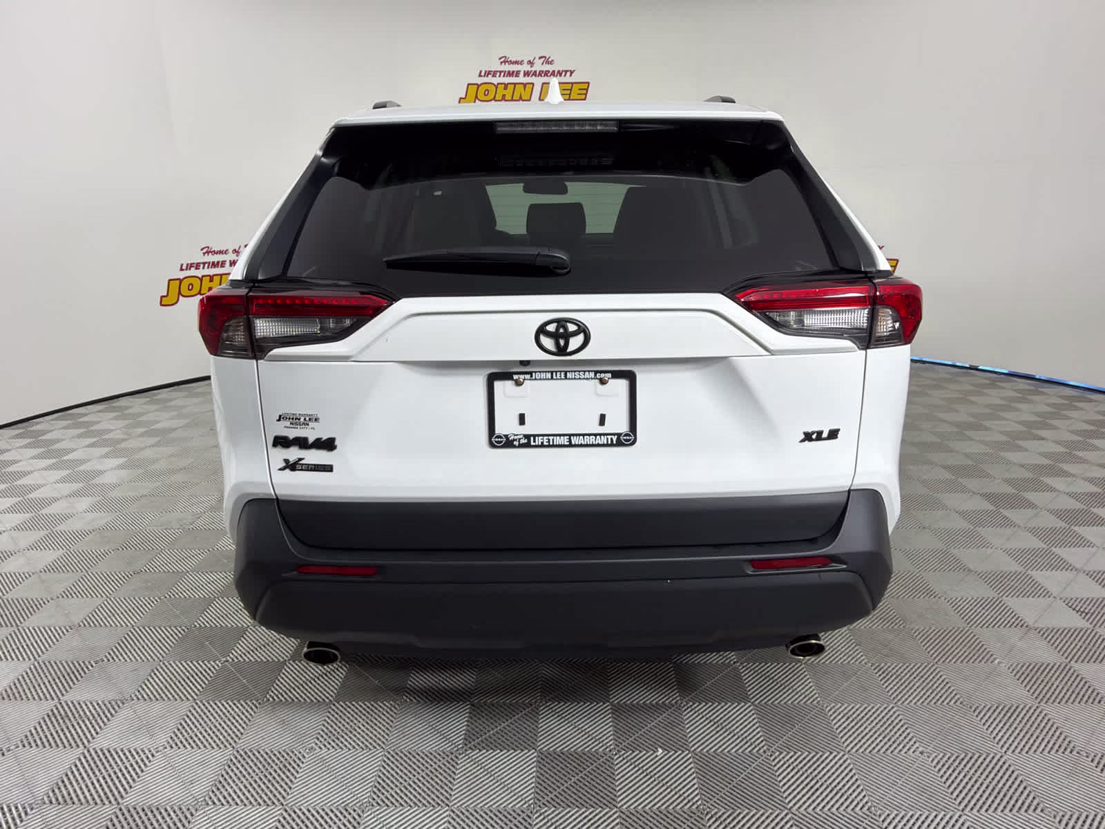 2024 Ice Cap Toyota RAV4 XLE FWD SUV