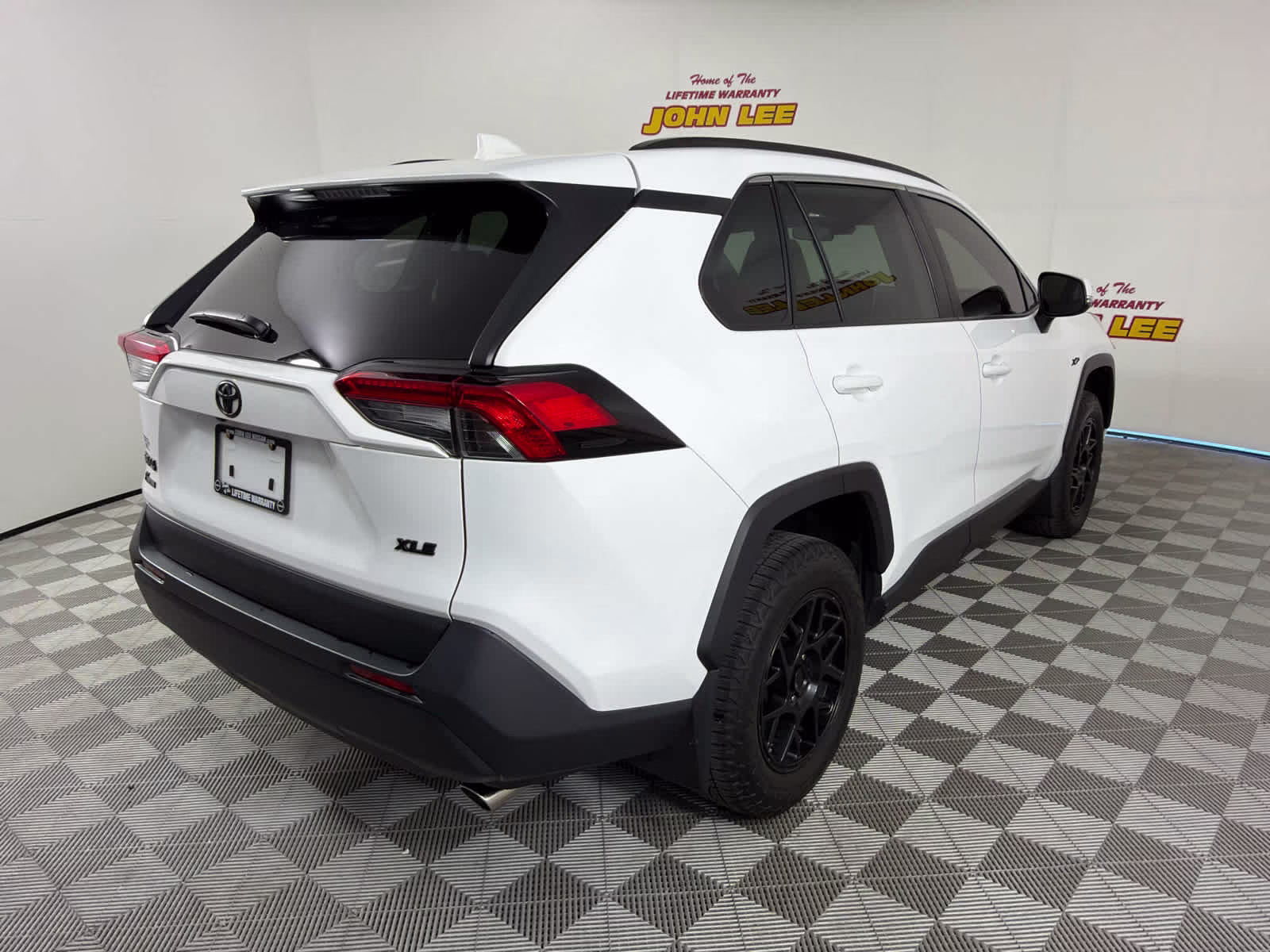 2024 Ice Cap Toyota RAV4 XLE FWD SUV