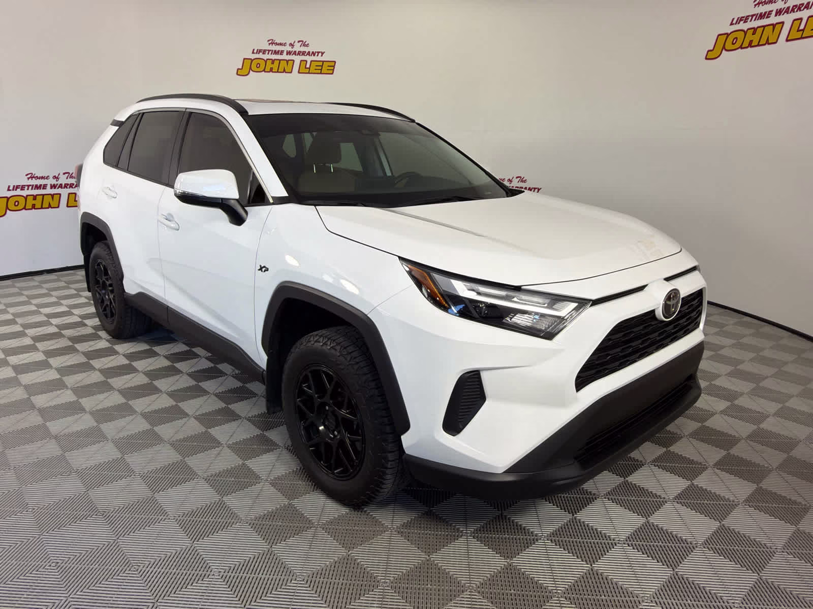 2024 Ice Cap Toyota RAV4 XLE FWD SUV