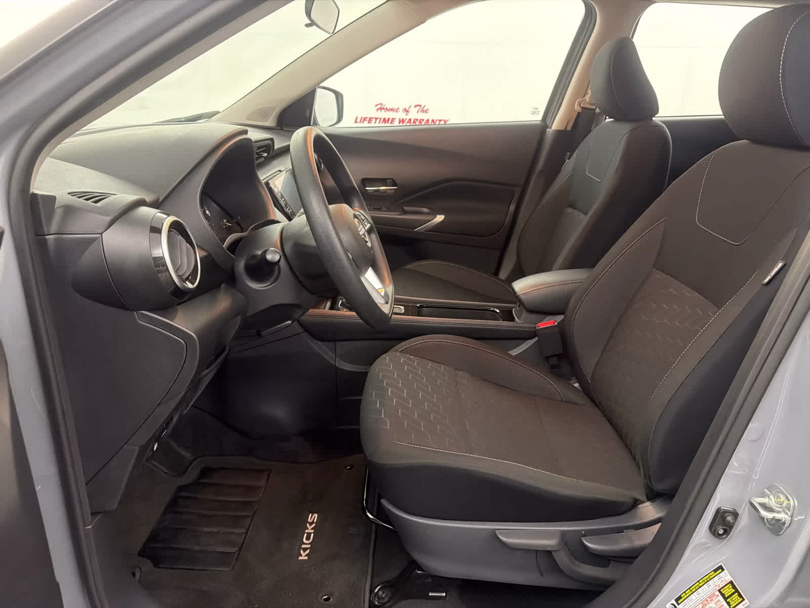2024 Boulder Gray Pearl Nissan Kicks SV FWD SUV