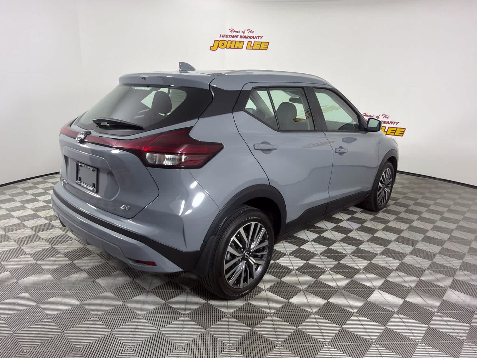 2024 Boulder Gray Pearl Nissan Kicks SV FWD SUV