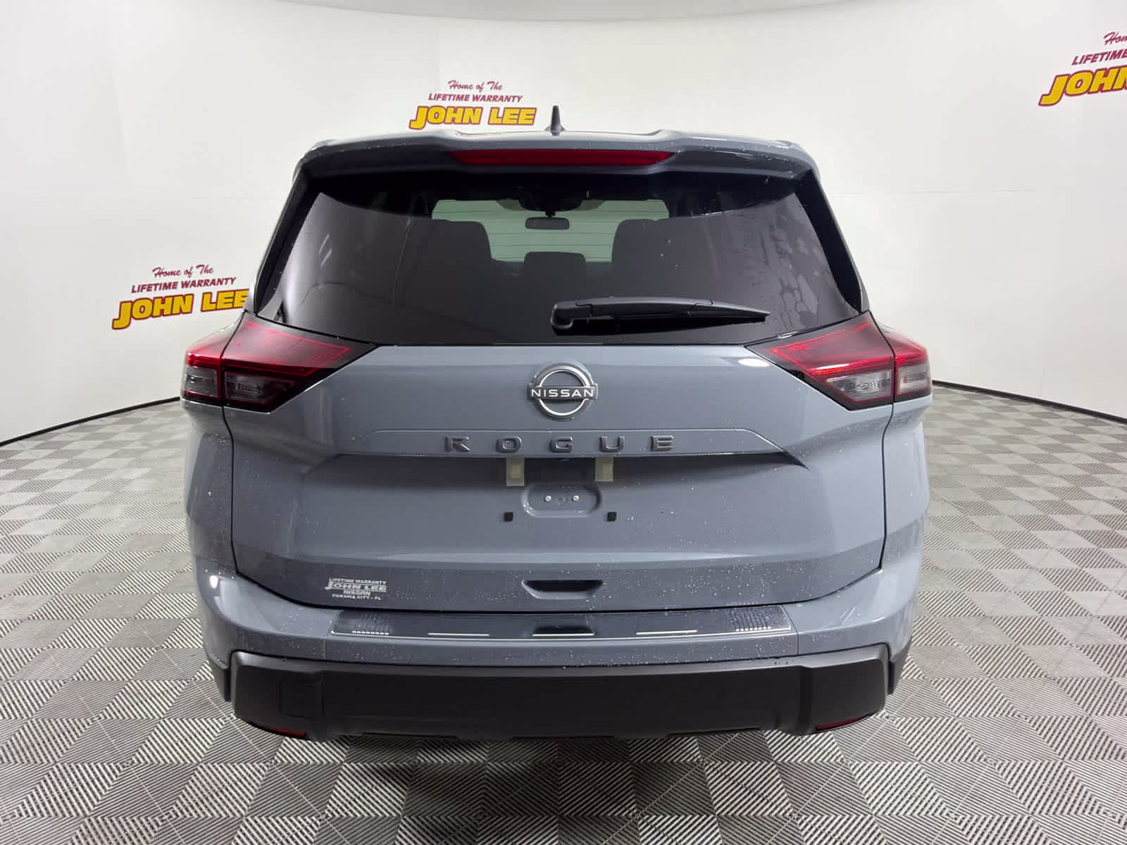 2026 Boulder Gray Pearl Nissan Rogue SV FWD SUV