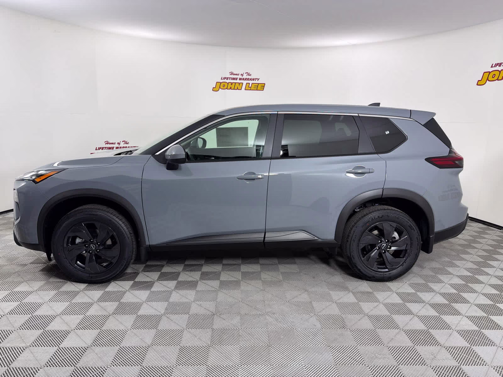 2026 Boulder Gray Pearl Nissan Rogue SV FWD SUV