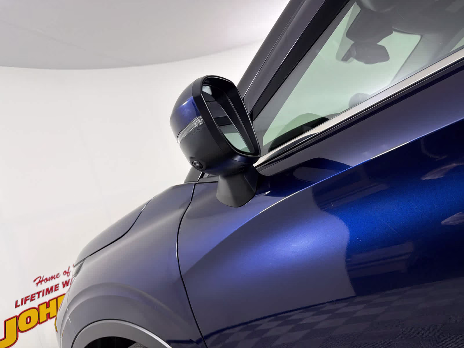 2024 Cosmic Blue Metallic Mitsubishi Outlander SE FWD SUV