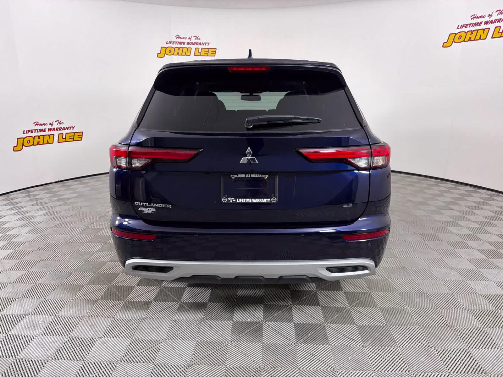 2024 Cosmic Blue Metallic Mitsubishi Outlander SE FWD SUV