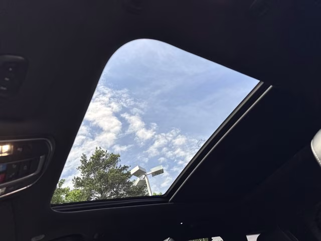 2025 Bright White Clearcoat Jeep Grand Cherokee Limited 4X4 SUV