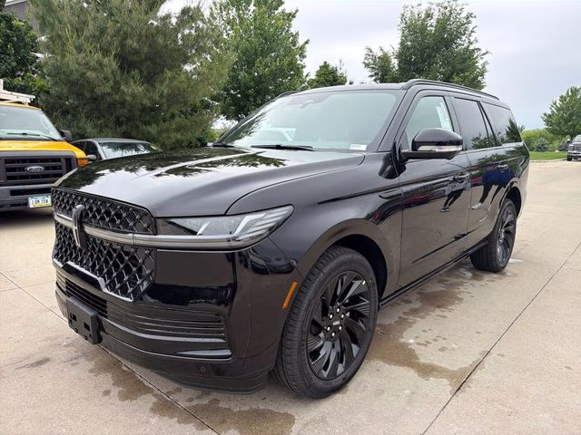 2026 Infinite Black Metallic Clearcoat Lincoln Navigator Reserve 4X4 SUV