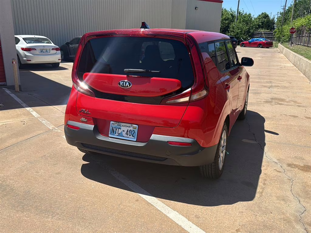 2021 Inferno Red Kia Soul LX FWD Hatchback