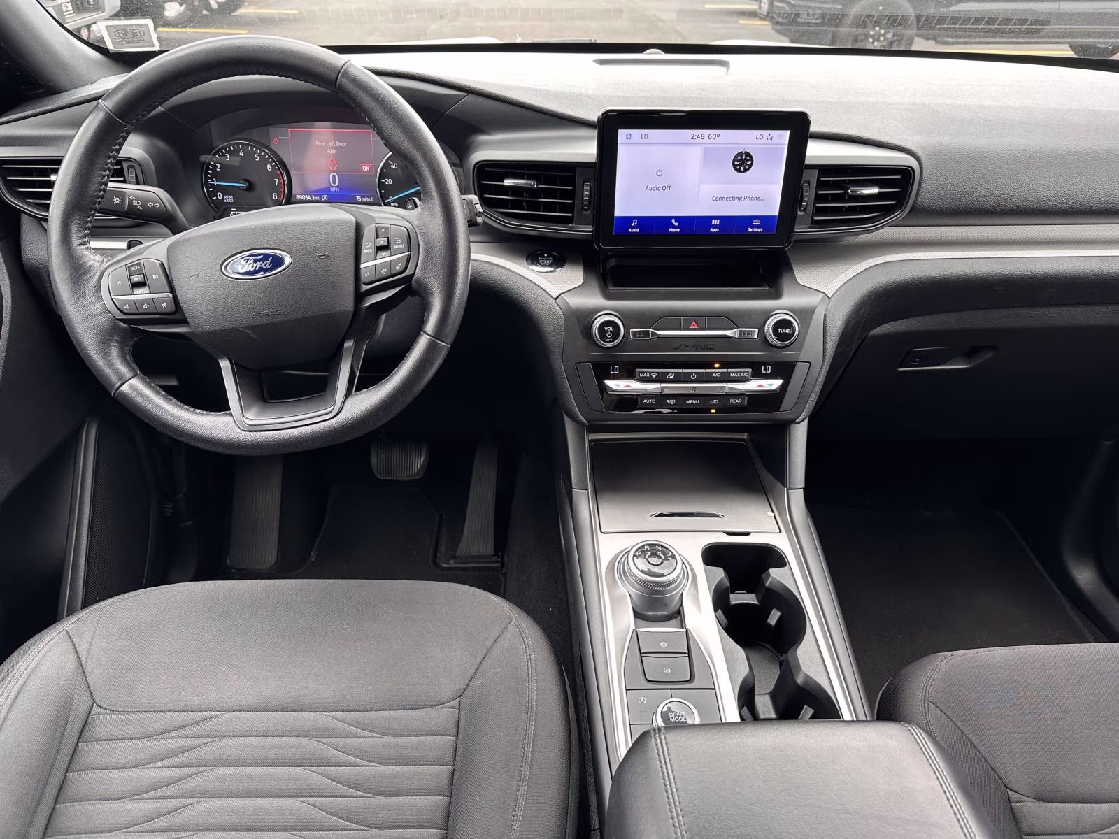 2020 Oxford White Ford Explorer XLT 4WD 4X4 SUV