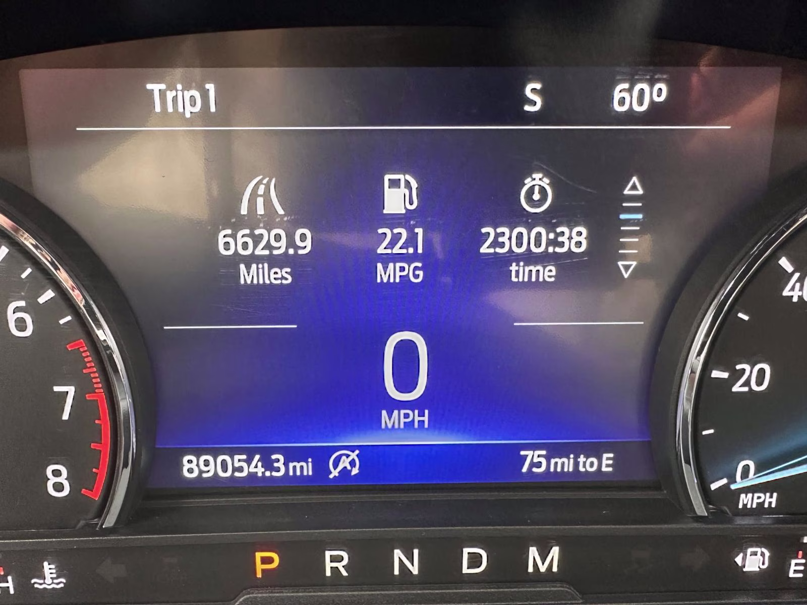 2020 Oxford White Ford Explorer XLT 4WD 4X4 SUV