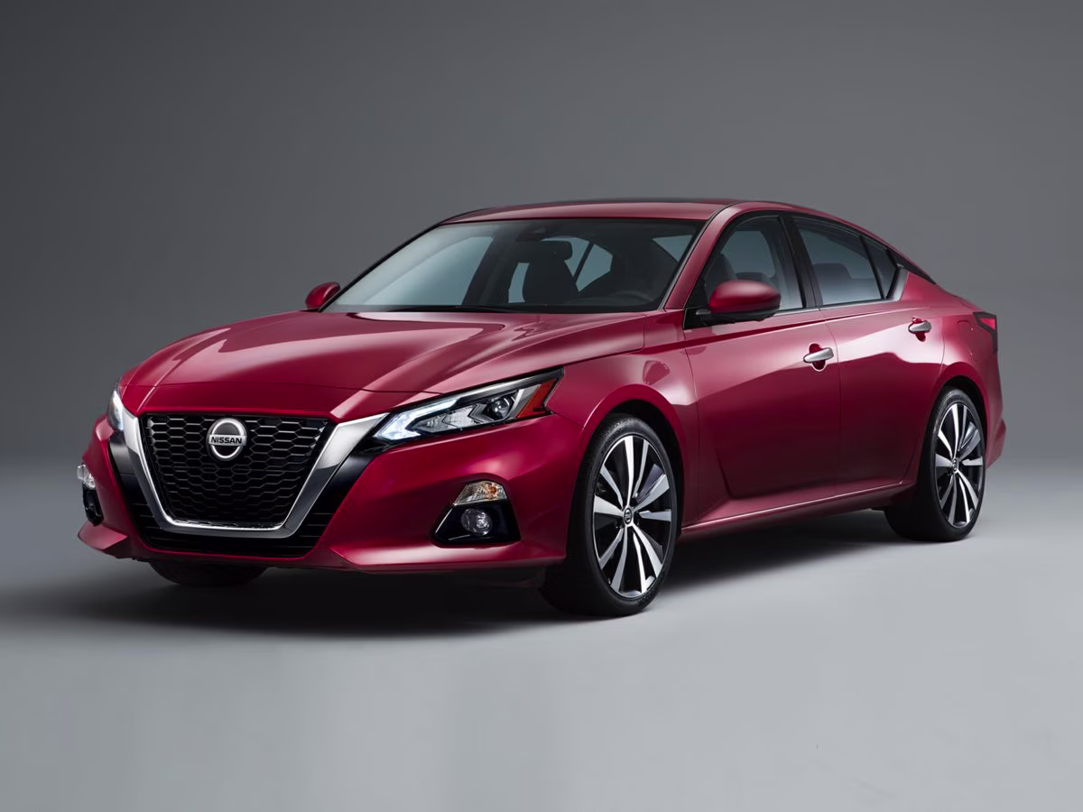 2021 Gun Metallic Nissan Altima 2.5 SR FWD Sedan