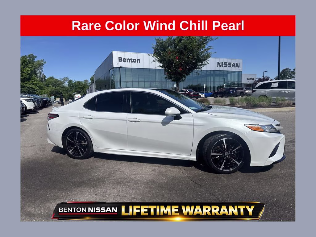 2020 Pearl Toyota Camry XSE FWD Sedan