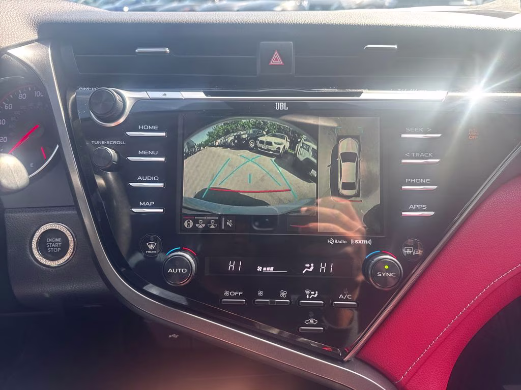 2020 Pearl Toyota Camry XSE FWD Sedan