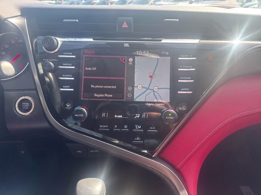 2020 Pearl Toyota Camry XSE FWD Sedan