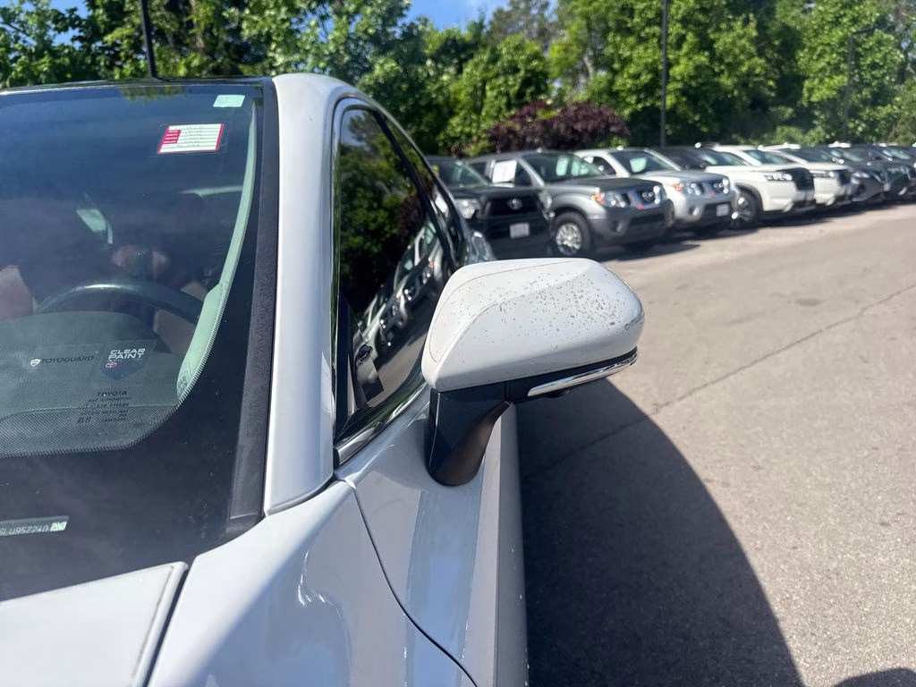 2020 Pearl Toyota Camry XSE FWD Sedan