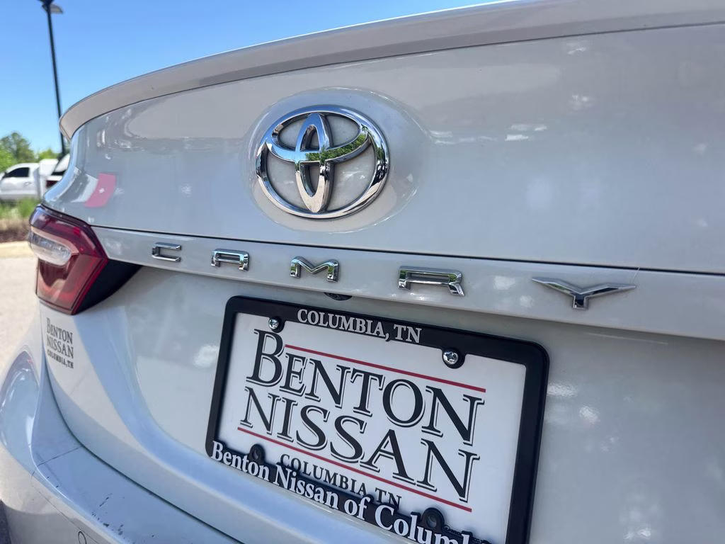 2020 Pearl Toyota Camry XSE FWD Sedan