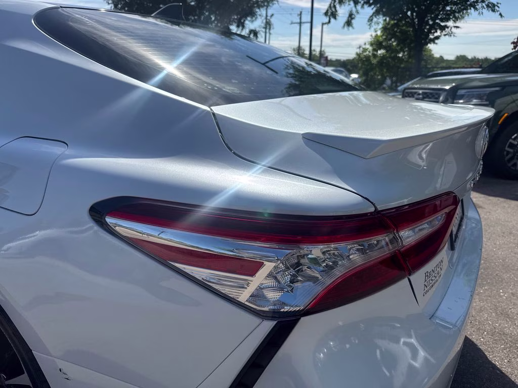2020 Pearl Toyota Camry XSE FWD Sedan