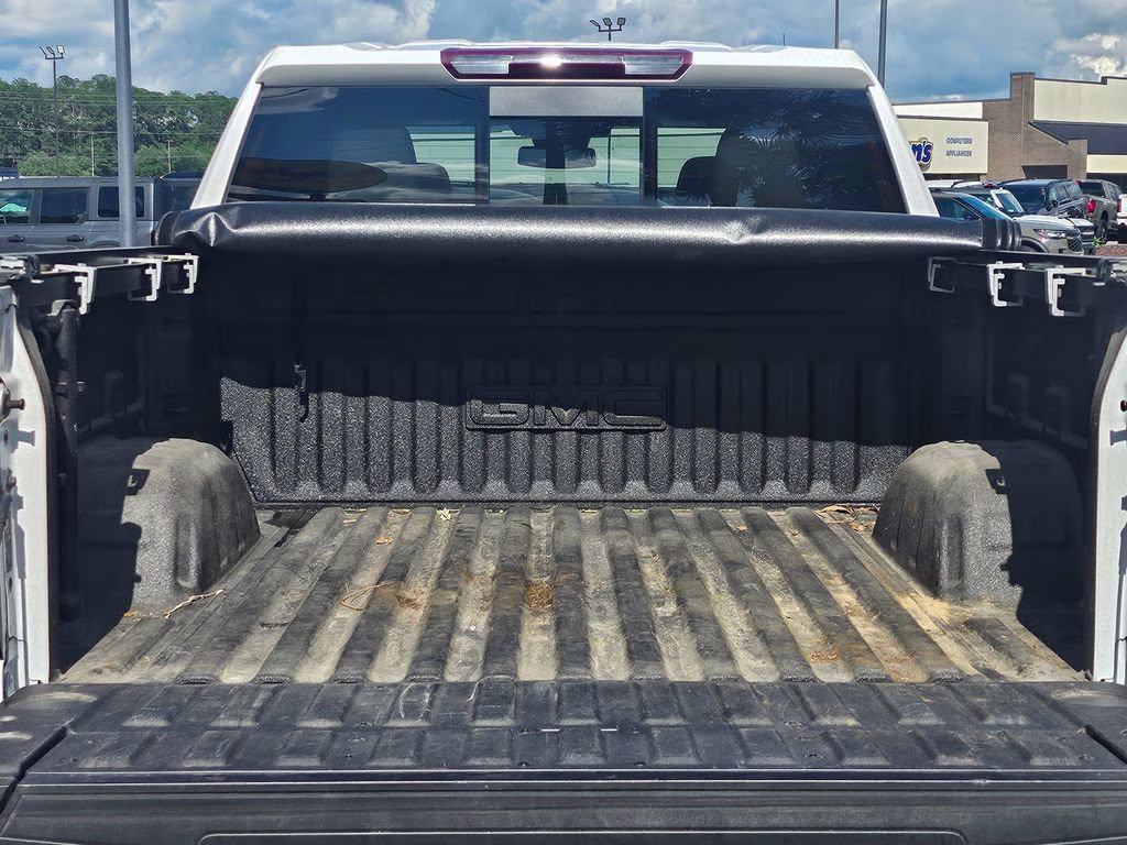2022 White Frost Tricoat GMC Sierra 1500 SLT 4X4 Truck