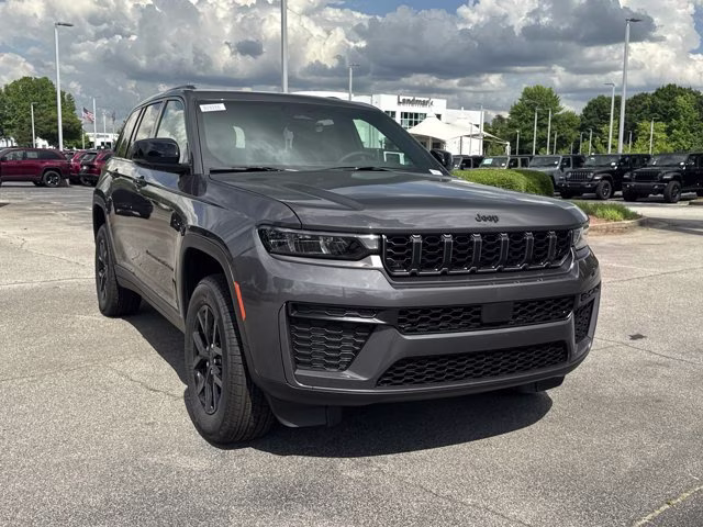 2026 Baltic Gray Metallic Clearcoat Jeep Grand Cherokee Laredo Altitude RWD SUV