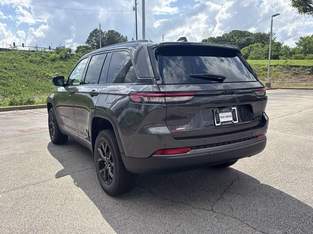 2026 Baltic Gray Metallic Clearcoat Jeep Grand Cherokee Laredo Altitude RWD SUV