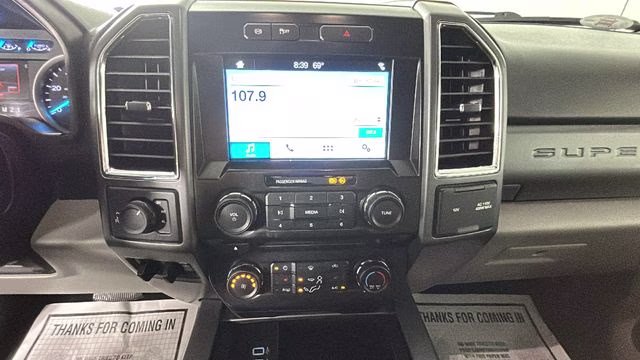 2017 Blue Ford Super Duty F-250 SRW XLT 4X4 Truck