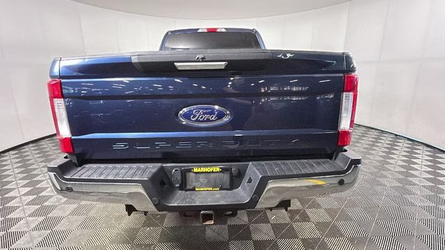 2017 Blue Ford Super Duty F-250 SRW XLT 4X4 Truck