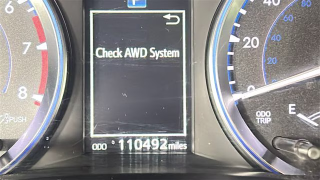 2015 Alumina Jade Metallic Toyota Highlander XLE V6 AWD SUV