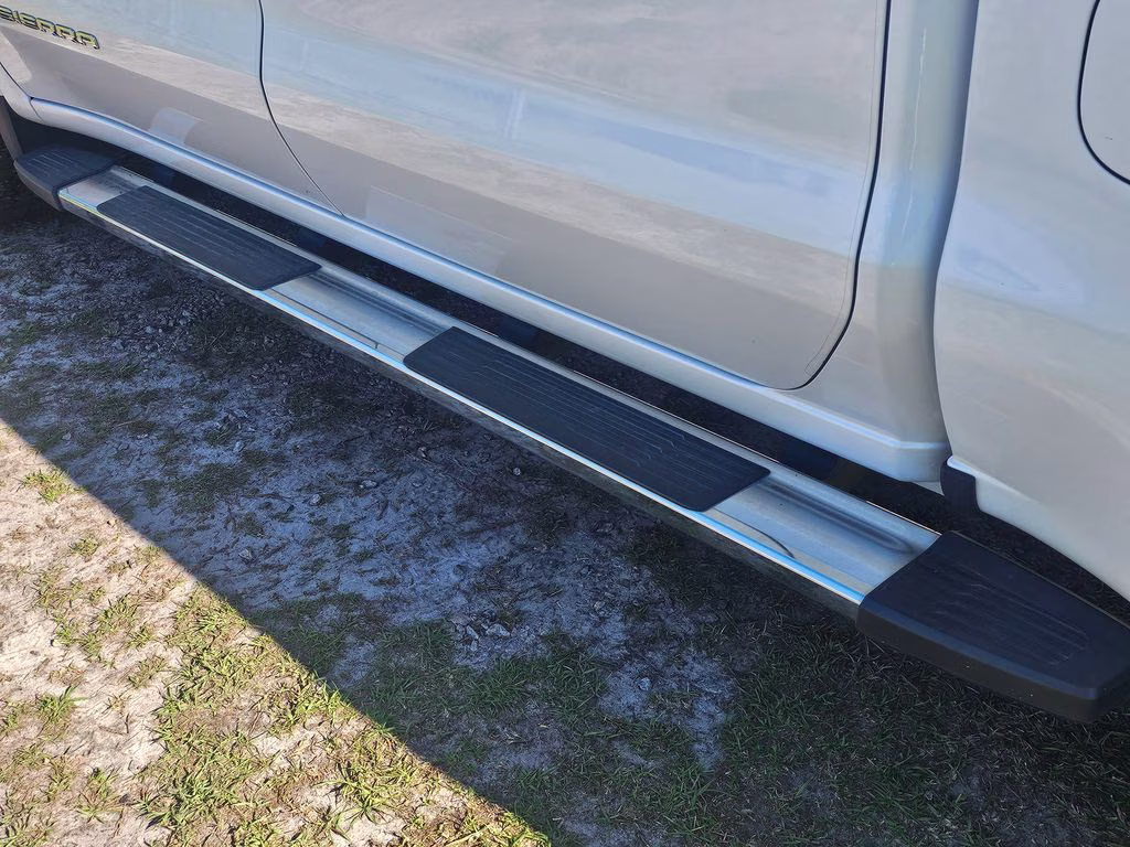 2022 White Frost Tricoat GMC Sierra 1500 SLT 4X4 Truck