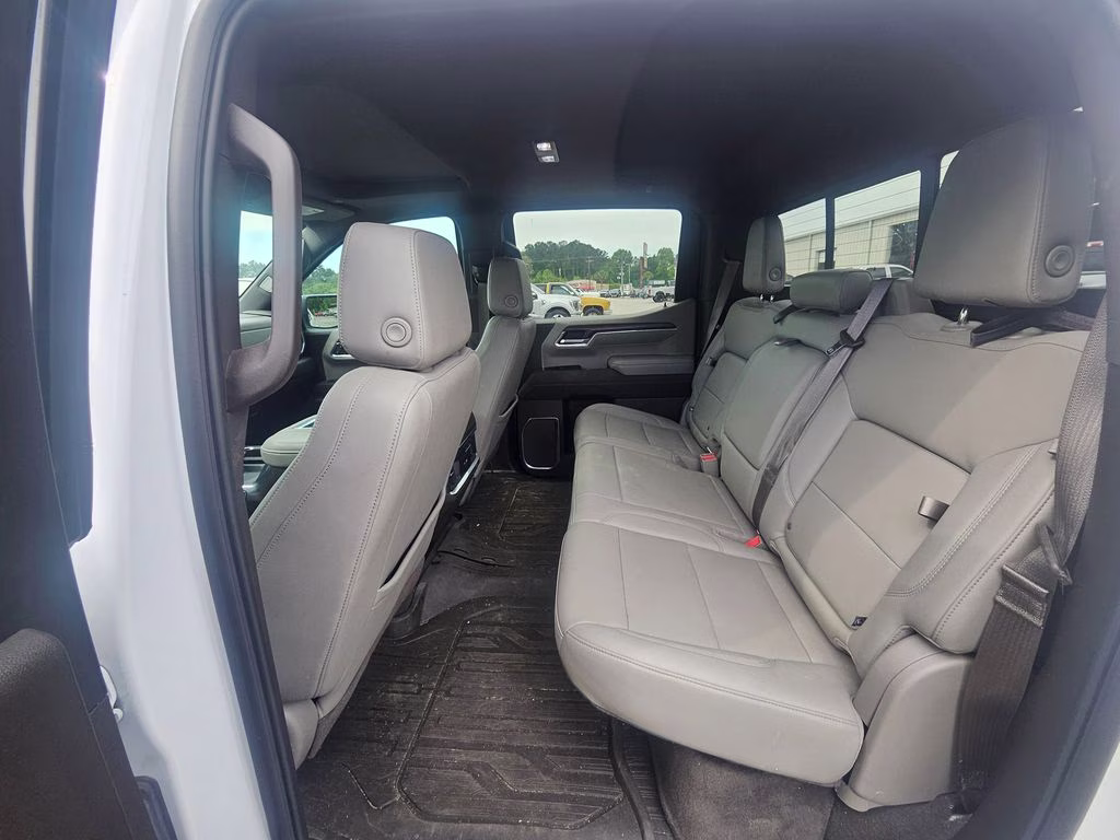 2022 White Frost Tricoat GMC Sierra 1500 SLT 4X4 Truck