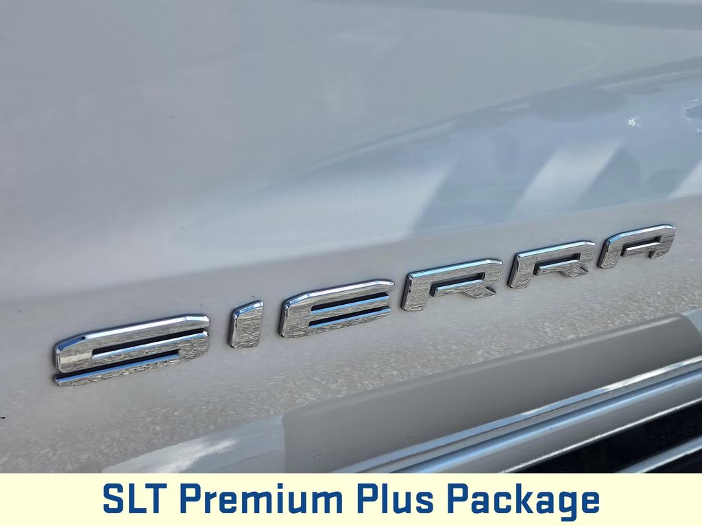 2022 White Frost Tricoat GMC Sierra 1500 SLT 4X4 Truck