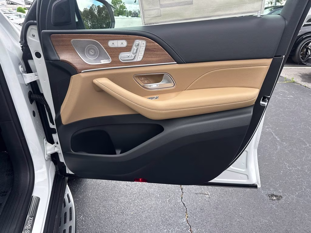 2026 Moonlight Mercedes-Benz GLS GLS 580 AWD SUV