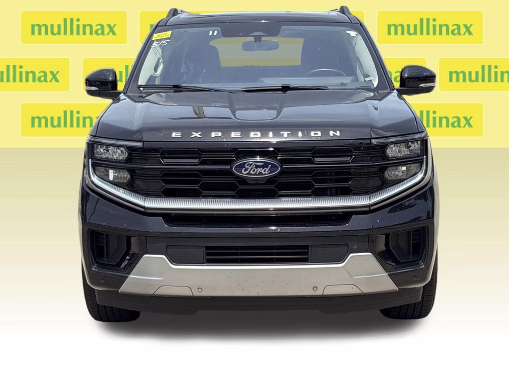 2025 Black Metallic Ford Expedition Max Platinum 4X4 SUV