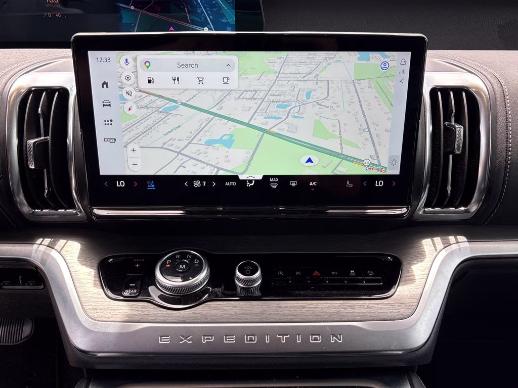 2025 Black Metallic Ford Expedition Max Platinum 4X4 SUV