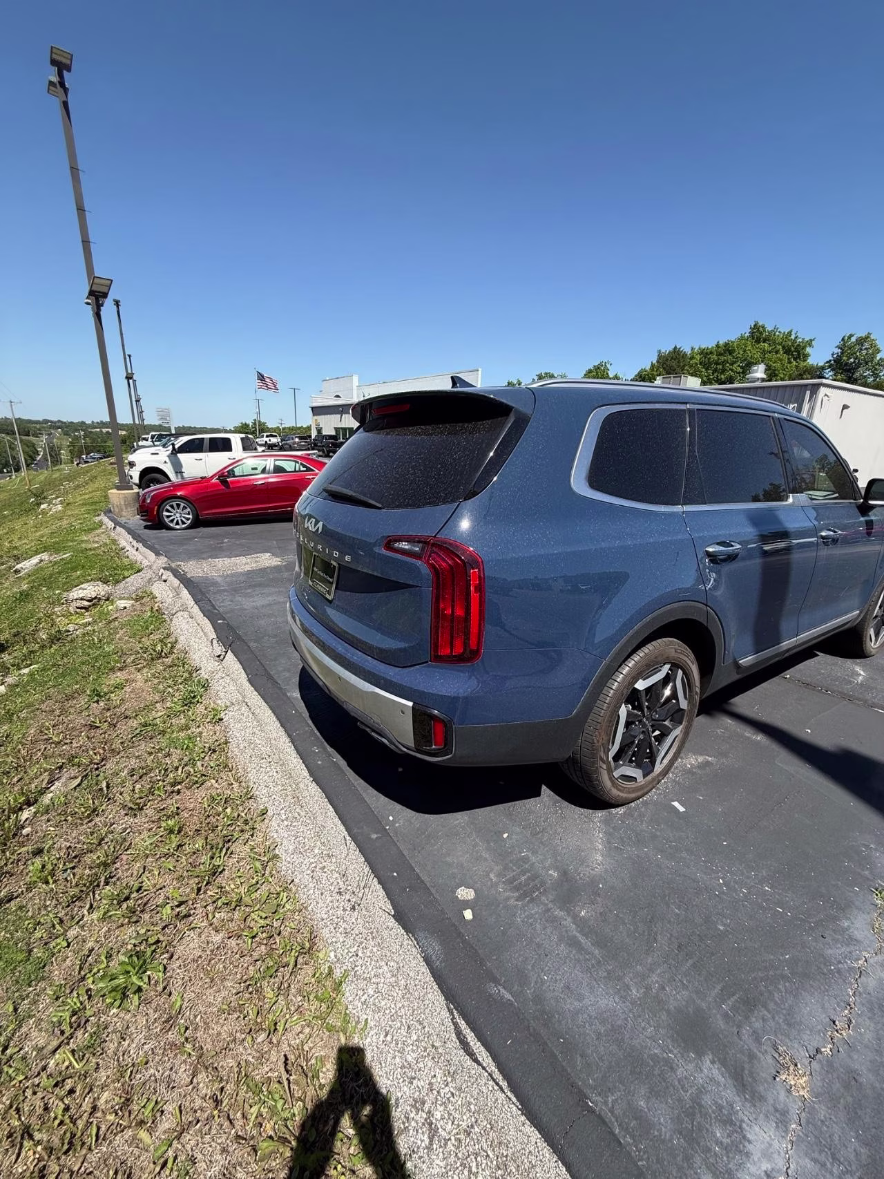 2024 BLUE Kia Telluride S FWD SUV