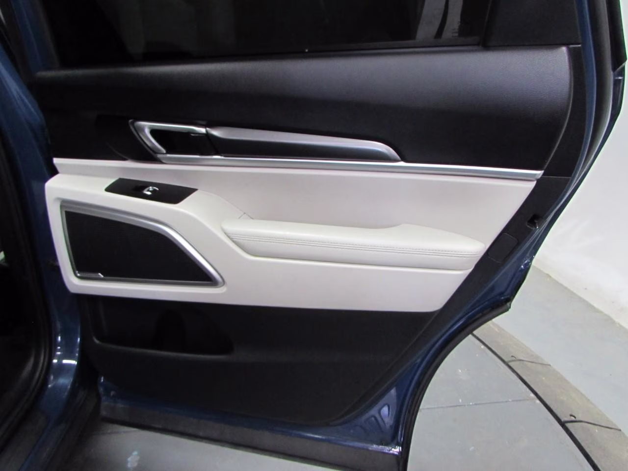 2024 Midnight Lake Blue Kia Telluride S FWD SUV