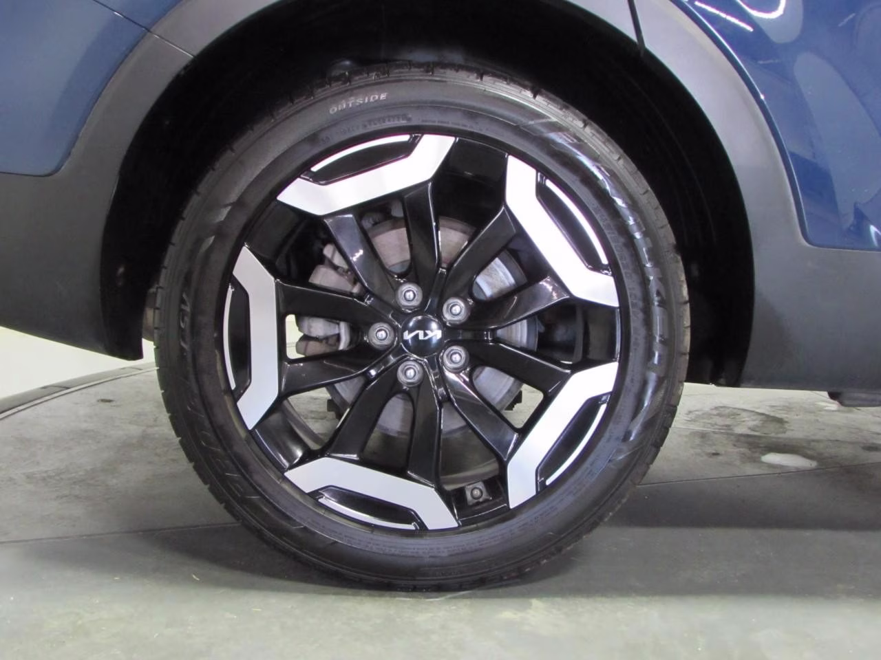 2024 Midnight Lake Blue Kia Telluride S FWD SUV