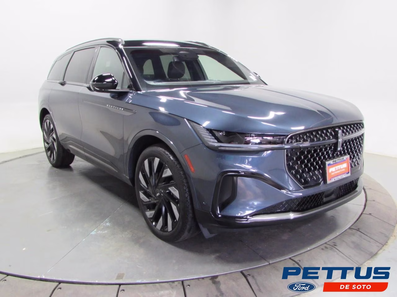 2024 Blue Panther Metallic Clearcoat Lincoln Nautilus Reserve AWD SUV